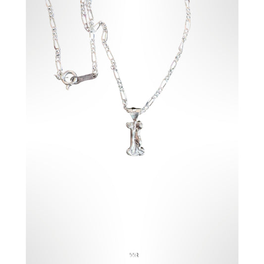 N009 Initial Necklace "I"