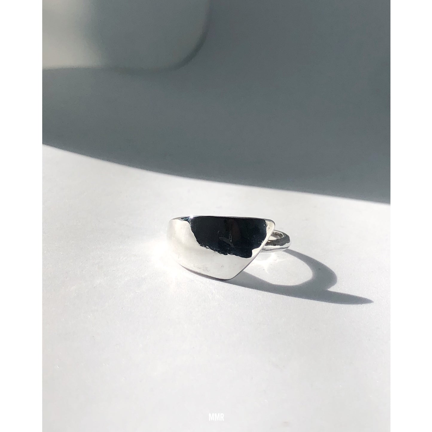 R024 Oar Ring