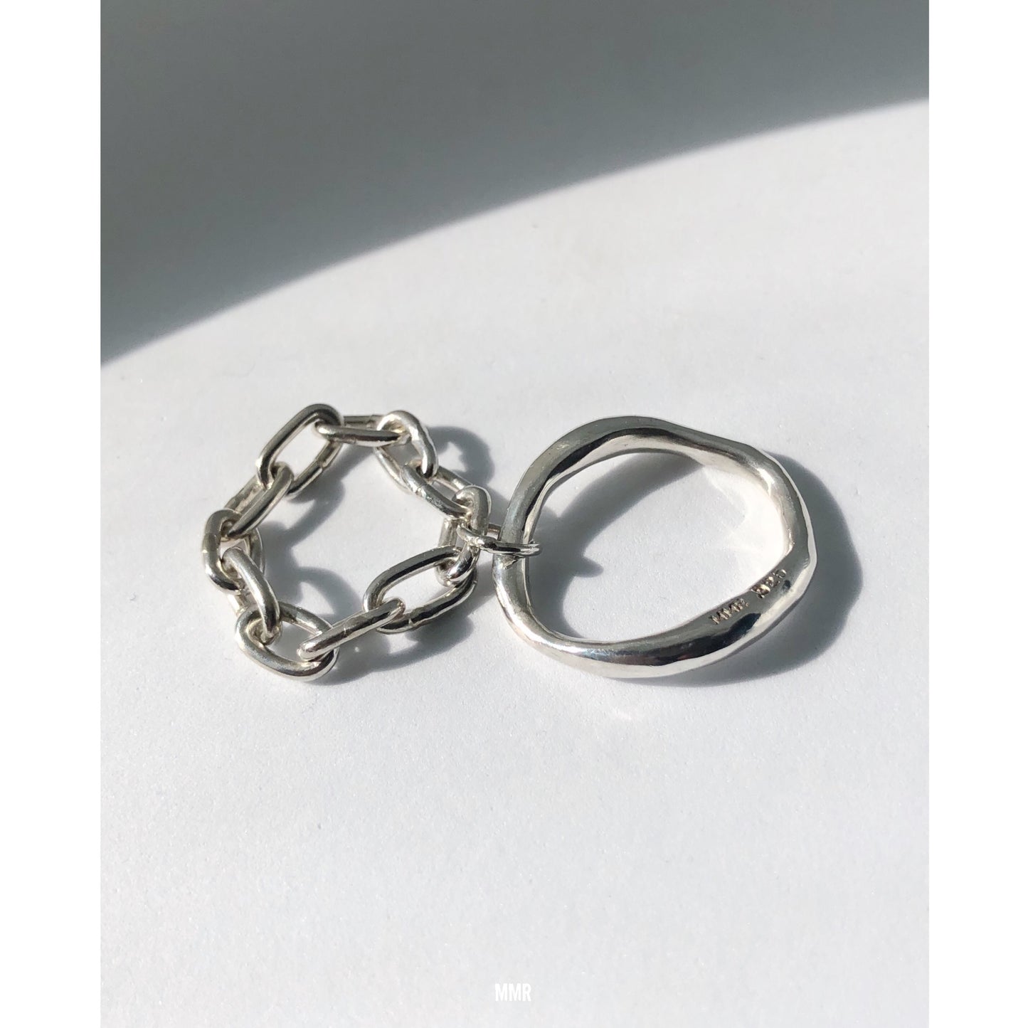 R052 Melted Circle Combi Ring